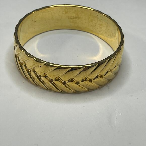 J. Crew JCREW signed bangle bracelet gold tone heavy classic preppy versatile - Picture 5 of 9